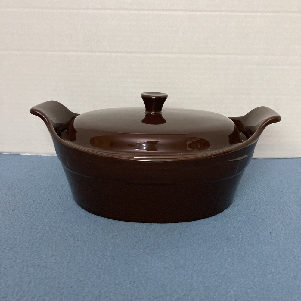 Longaberger Pottery Woven Traditions Chocolate 12" Oval Casserole Dish w/Lid